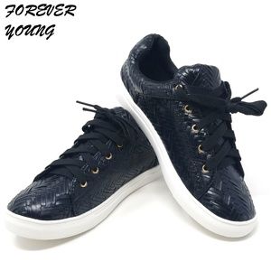 Women's Laced Walking Shoes, SN-2813, Black